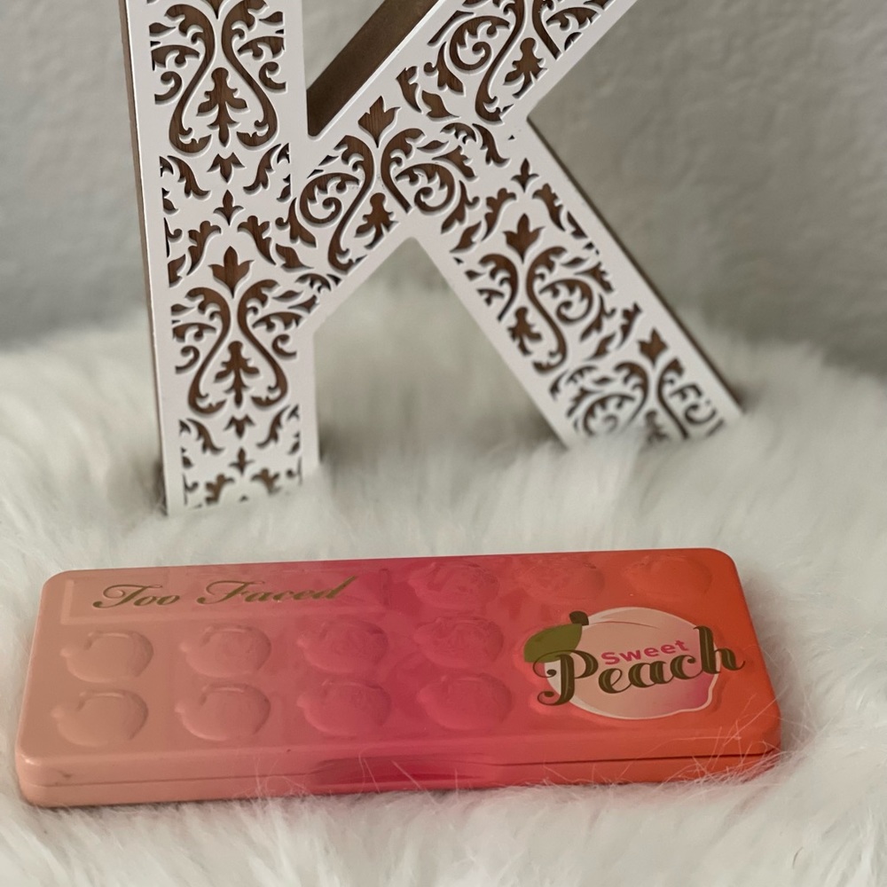 🇺🇸Labor Day SALE🇺🇸 Too Faced Sweet Peach Eye Shadow Palette. SEE NOTE